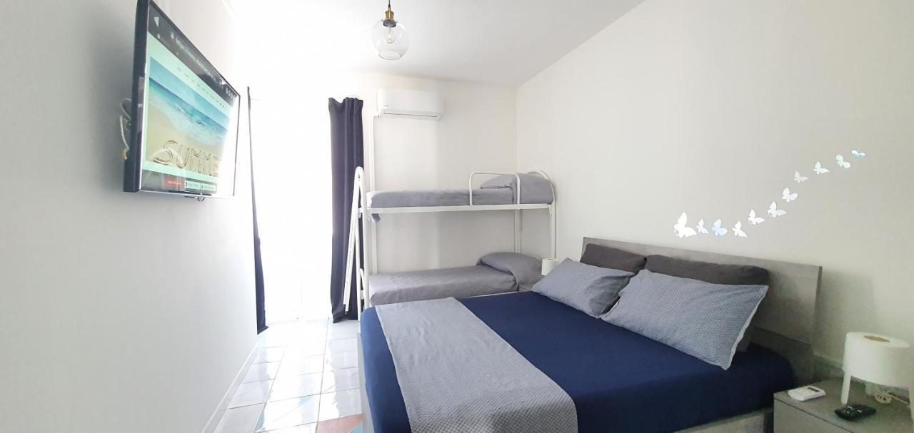 Appartamento In Piazza Italia SantʼAntìoco Екстериор снимка